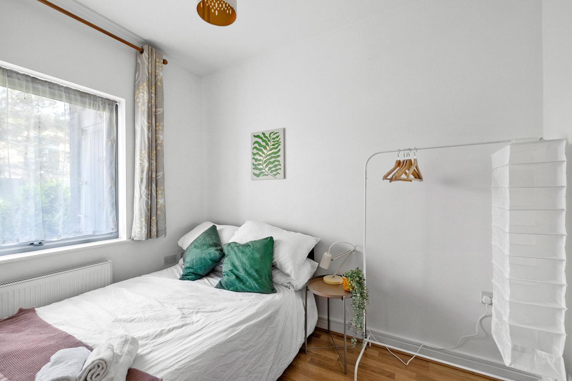 Spacious House By Quay - Sleeps 7 - Free Parking Plymouth Exterior foto